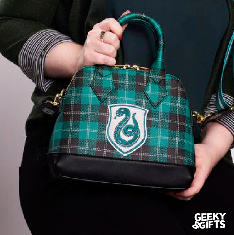 Loungefly Warner Bros: Harry Potter - Varsity Slytherin Plaid Bolso Cruzado