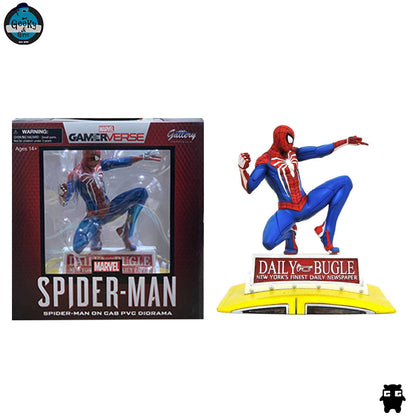 Diamond Select Toys Gallery Diorama Spider Man On Cab PVC Diorama