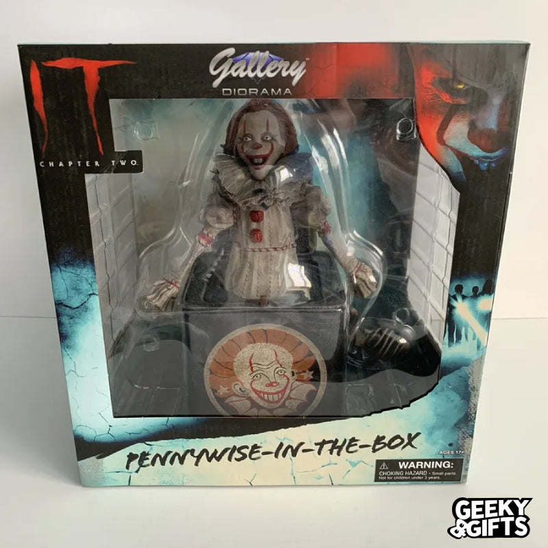 Diamond Select Toys Gallery Diorama: It - Pennywise-in-the-box