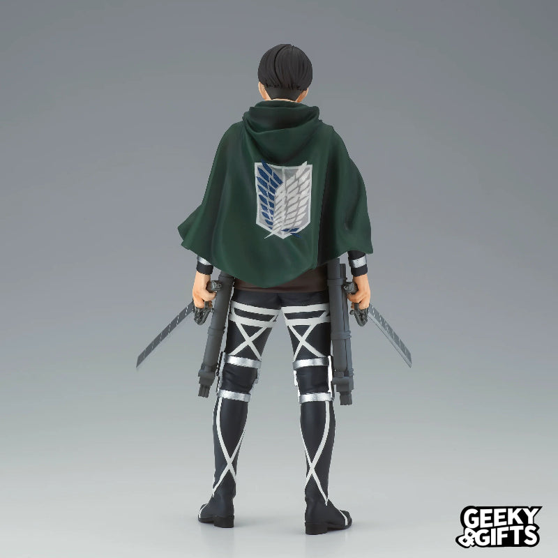 Banpresto: Attack on Titan - Levi con Espadas Special