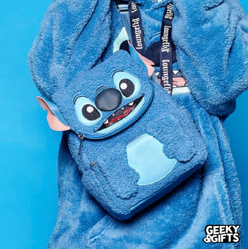 Loungefly Disney: Lilo y Stitch - Stitch Plush Sherpa Mini Mochila