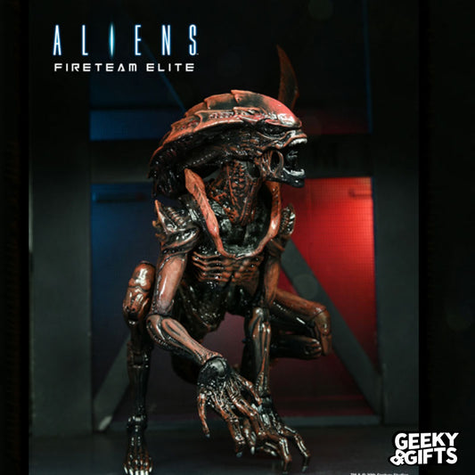 Neca Action Figure: Aliens Fireteam Elite - Prowler Alien 7 Pulgadas